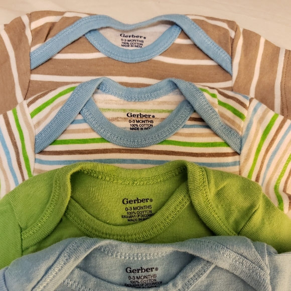 Baby Boys Onsie Bodysuits Size 0-3 Months and 0-6 Months - Picture 3 of 9